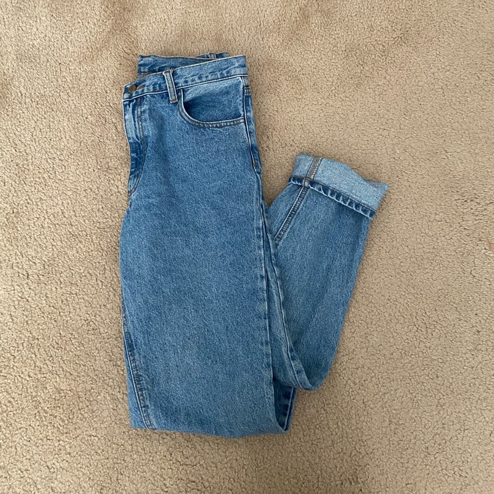Brandy Melville mom jeans :))